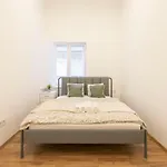 Located Grand With 4 Bedrooms *